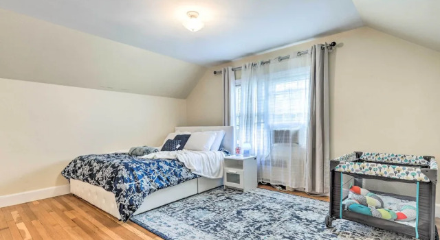 Коттедж Grand Worcester Getaway w/ Large Private Yard!
