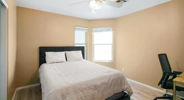3 Bedrooms Near State Farm Stadium Pets, Rezervovat Farmářský pobyt Phoenix Scottsdale