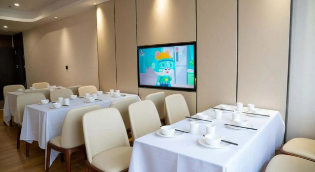 Luoding Star Hotel, Boek Hotel Hotels in Guangdong met parkeren, Parkeren