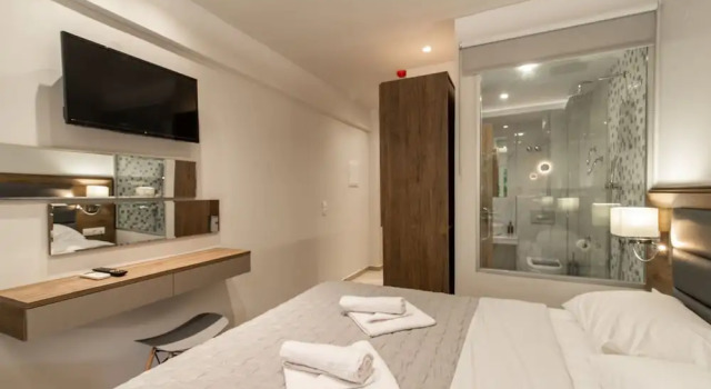 Двухместный номер Luxury с балконом Sintrivanis Beach Resort