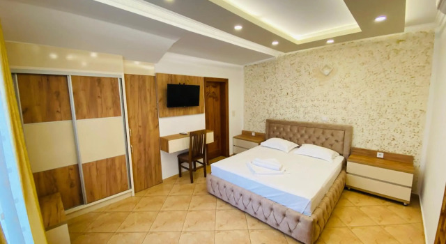Apart Hotel Llolla, Забронировать Апарт-отель Отели Улцинь 3 звезды, 3*