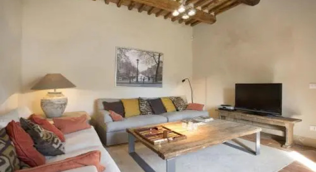 Villa Chiodo, Book Villa Vorno Toscana
