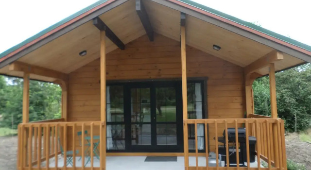 Двухместное шале Central Chalets Ltd