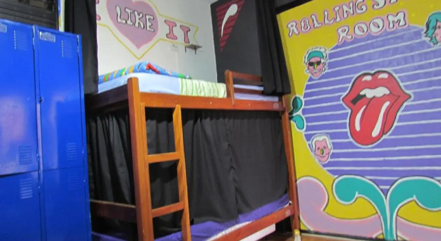Кровать в общем номере (женский номер) Vila Rock Hostel - Secure Neighborhood, Near Metro, Nubank Allianz Parque, Vila Madalena, Av Paulista, easy access to Morumbis and Autódromo Interlagos