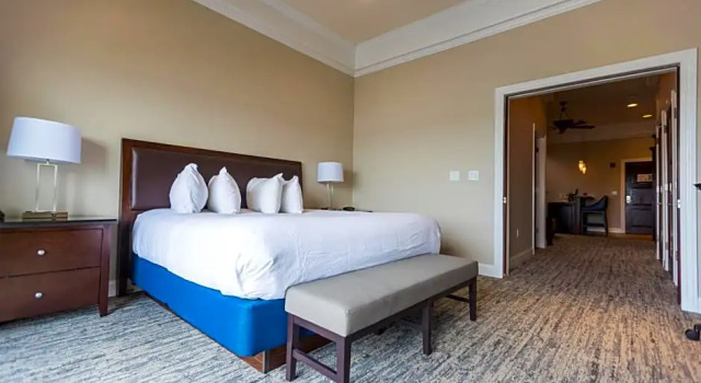 Двухместный люкс Camden on the Lake Resort