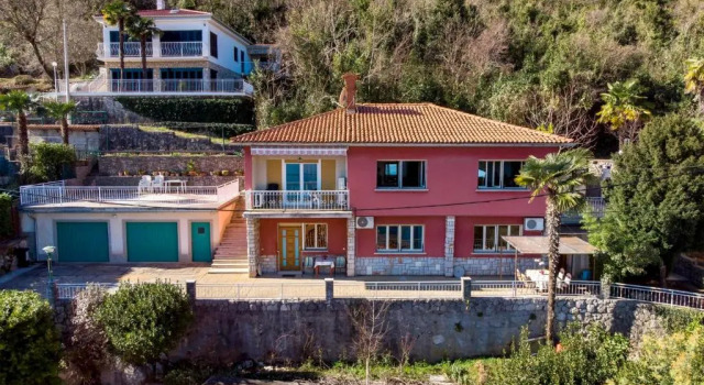 Студия Apartments Rina