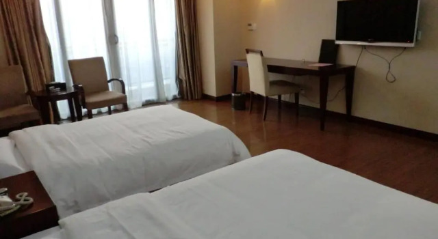 Двухместный номер Superior Yinfeng Hotel Guangzhou North Station Branch, Huacheng Road Subway Station Branch