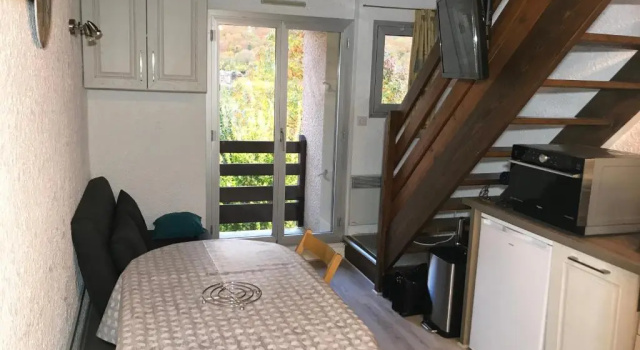 Апартаменты Appartement Cauterets Pour 4 Personnes Avec Parking