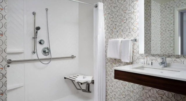 Двухместный номер Standard Holiday Inn & Suites Marlborough by IHG