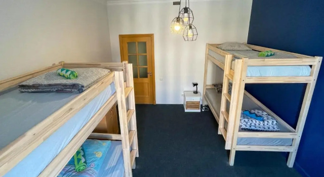 Кровать в общем номере Cinnamon Sally Backpackers Hostel