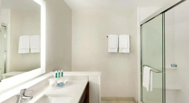 Люкс Holiday Inn Express & Suites Salisbury by IHG