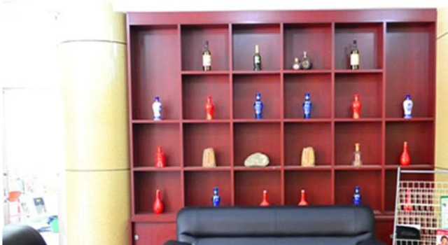 Baishida Business Hotel Huaiyin District, Prenota Hotel Hotel a Shandong con parcheggio, Parcheggio