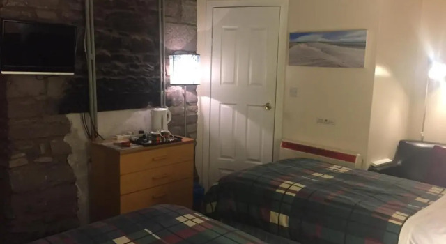 Трёхместный номер Standard Hillview Cottage