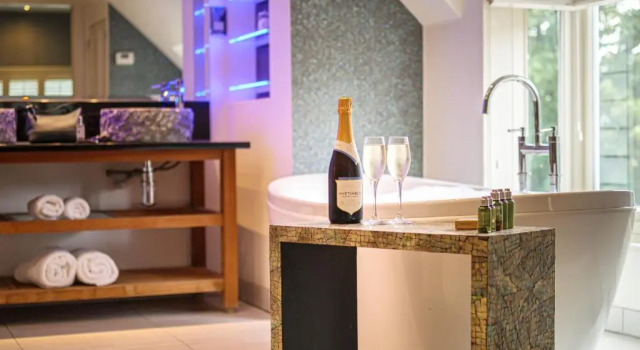 Люкс Rowhill Grange Hotel & Utopia Spa