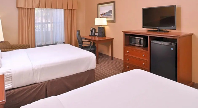 Номер Standard The Evergreen Hotel