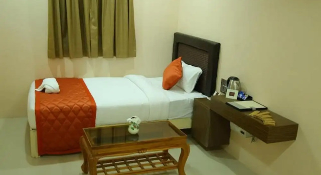 Athena Hotel