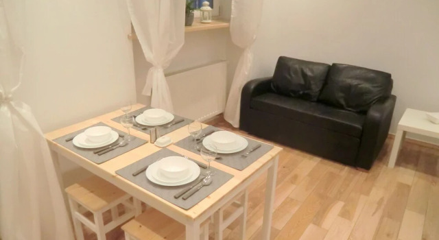 AP-Apartments Hoza No. 27A, Забронировать Апартаменты/квартира Варшава Мазовецкое воеводство, рядом с Кабинет президента Польши
