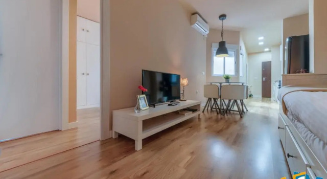 Holidays2malaga Parras Comfort, Забронировать Отель Малага - центр Малага, рядом с Музей Кармен Тиссен