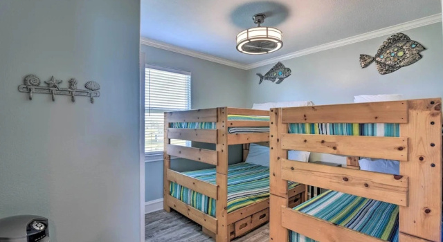 Коттедж Bay Views! Family-friendly Galveston Resort House