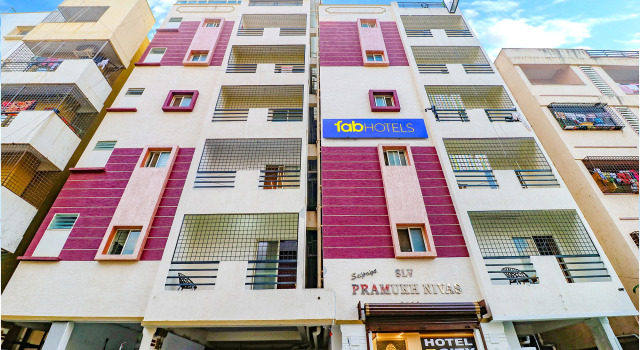FabHotel E City Inn - 3 Km from Infosys Campus, Забронировать Отель Недорогие отели штата Карнатаки, недорого