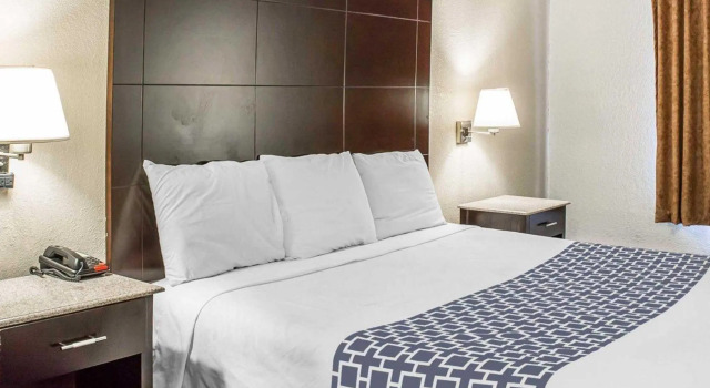 Номер Standard Econo Lodge Scranton near Montage Mountain