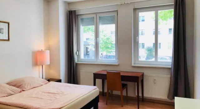 BerlinLux Apartments - Mitte, Varaa Huoneisto Mitte Berliini, lähellä Kottbusser Tor underground station