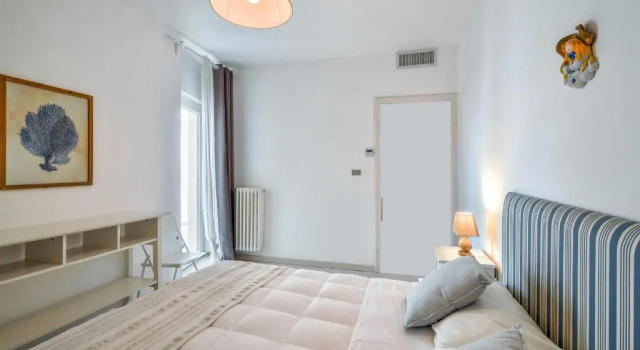 Amoredimare Casa Vacanze, Buchen Sie Ferienwohnung Hotels in Metropolitanstadt Bari mit Parkplatz, Parkplätze