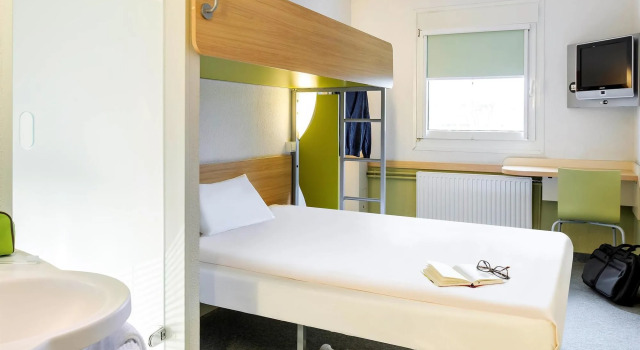 B&B HOTEL Düsseldorf-Lintorf, Забронировать Отель «постель и завтрак» Ратинген Северный Рейн-Вестфалия