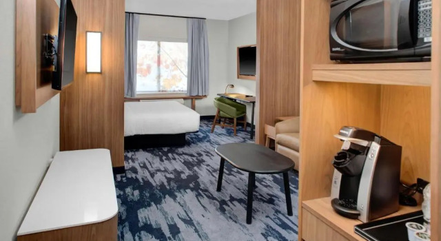 Номер Deluxe Fairfield Inn & Suites by Marriott Roanoke Salem