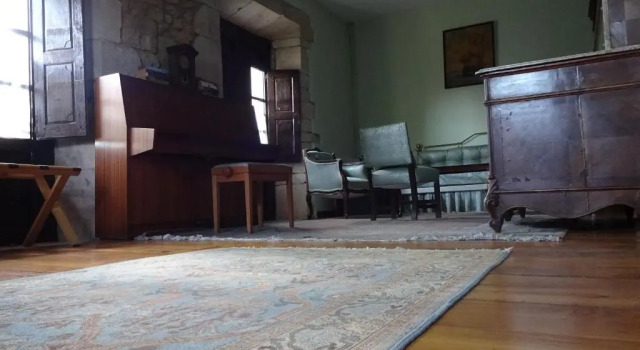 Люкс с балконом La Casona de la Bisa en Villanueva de Colombres