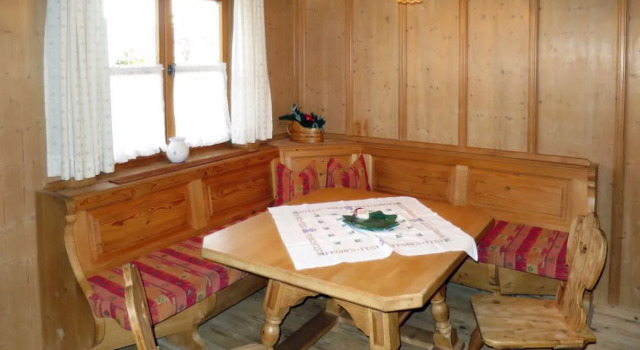 House Marianne Reit im Winkl, Varaa Hotelli Hotellit Baijeri pysäköinnillä, Pysäköinti