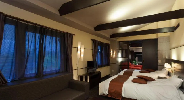 Люкс Yubara Onsen Mori no Hotel Rochefort