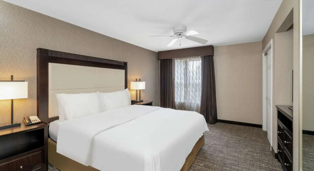 Люкс Homewood Suites Lafayette