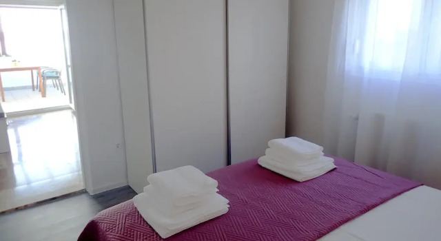 Apartment in Maslenica With Sea View