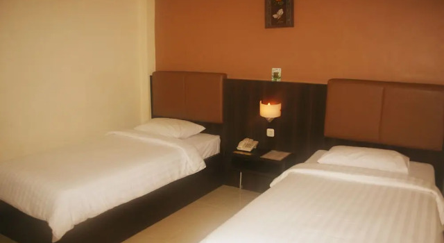 Двухместный номер Standard c 1 комнатой Royal Mamberamo Hotel