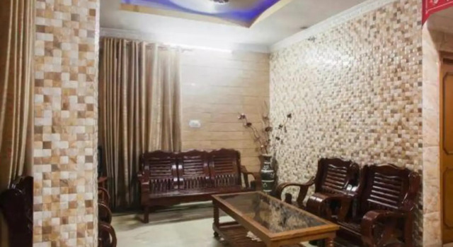 Hotel Grant Deluxe, Забронировать Отель Отели Мератх с парковкой, Парковка