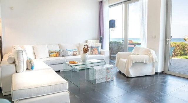 Pink Rose Beachfront Villa