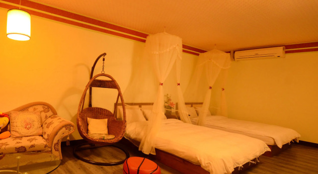 Orange Kingdom Love-Valley Homestay B & B, Book Hotel Hotels in Shengang with Parking, Parking