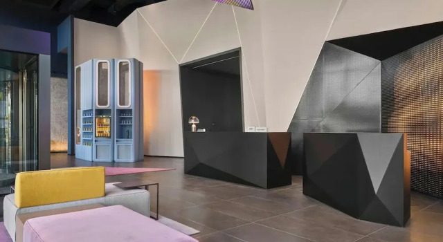 Aloft Kunshan Dianshan Lake, Prenota Hotel Suzhou (Jiangsu) Cina