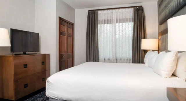 Двухместный люкс c 1 комнатой Club Wyndham Glacier Canyon