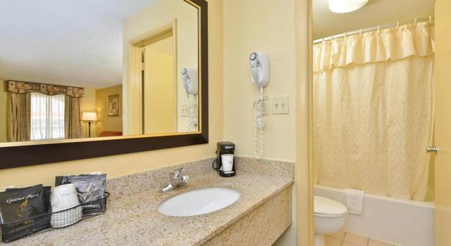 Номер Standard Best Western Greenville Inn