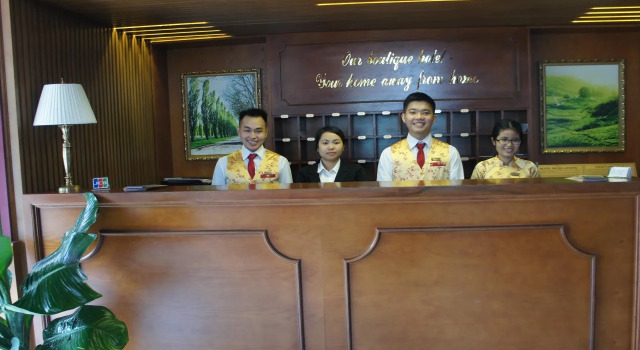 Hotel LOdéon Phu My Hung, Забронировать Отель Отели Района 7 3 звезды, 3*