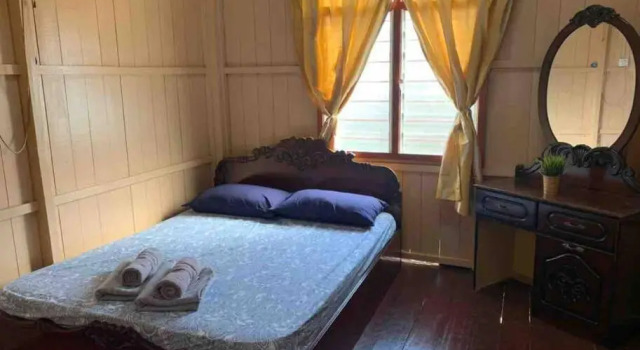 Orked Lycaste Wooden Village Chalet, Rezervasyon Şale Terengganu ucuz oteller