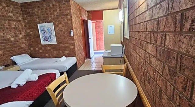 Standard famille chambre Courtyard Motor Inn