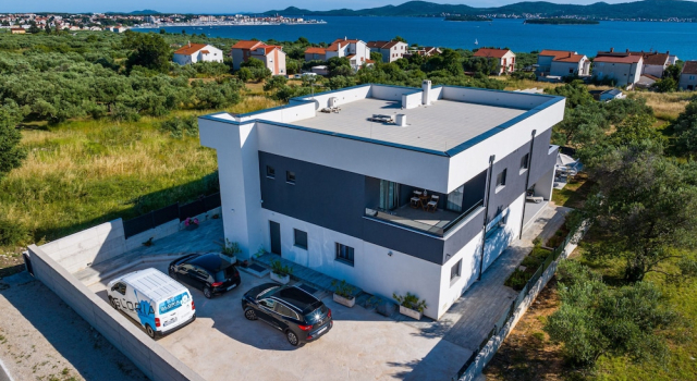 Апартаменты Apartment Vista Mare 1 With Heated Pool