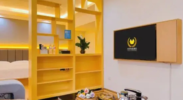 Люкс Business Jingan Fashion Hotel (Yuxi Zhujin Road Passenger Transport Station)