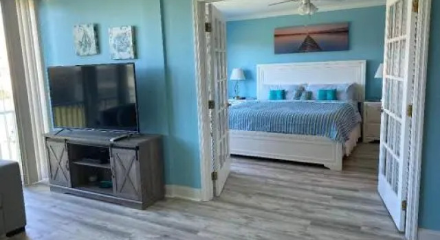 Sunny Ocean Village Beach Condo Community Pool, Buchen Sie Resort Fort Pierce Shores Florida