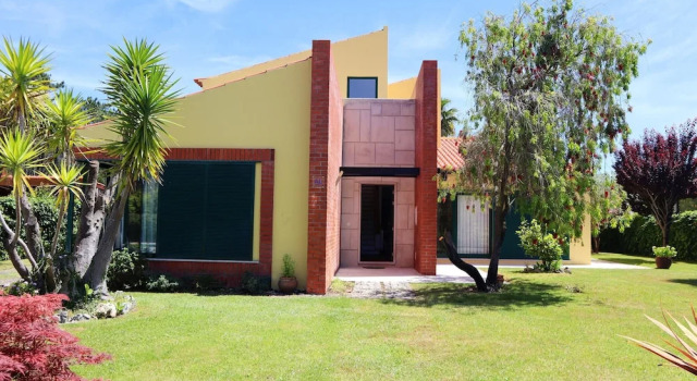 Villa With 4 Bedrooms in Praia de Mira, With Private Pool, Enclosed Garden and Wifi, Varaa Villa Huvilat kohteessa Norte Region, Villa