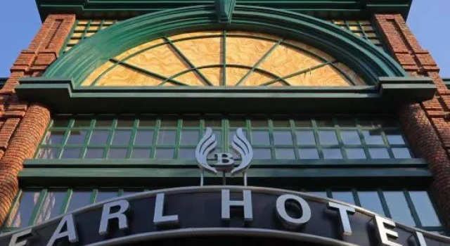 Earl Hotel, Book Hotel Hoteller i Harbin med parkering, nær Hongbo Square, Parkering