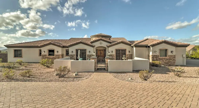 Коттедж Pool and Spa! Phoenix Mansion Near Spring Training